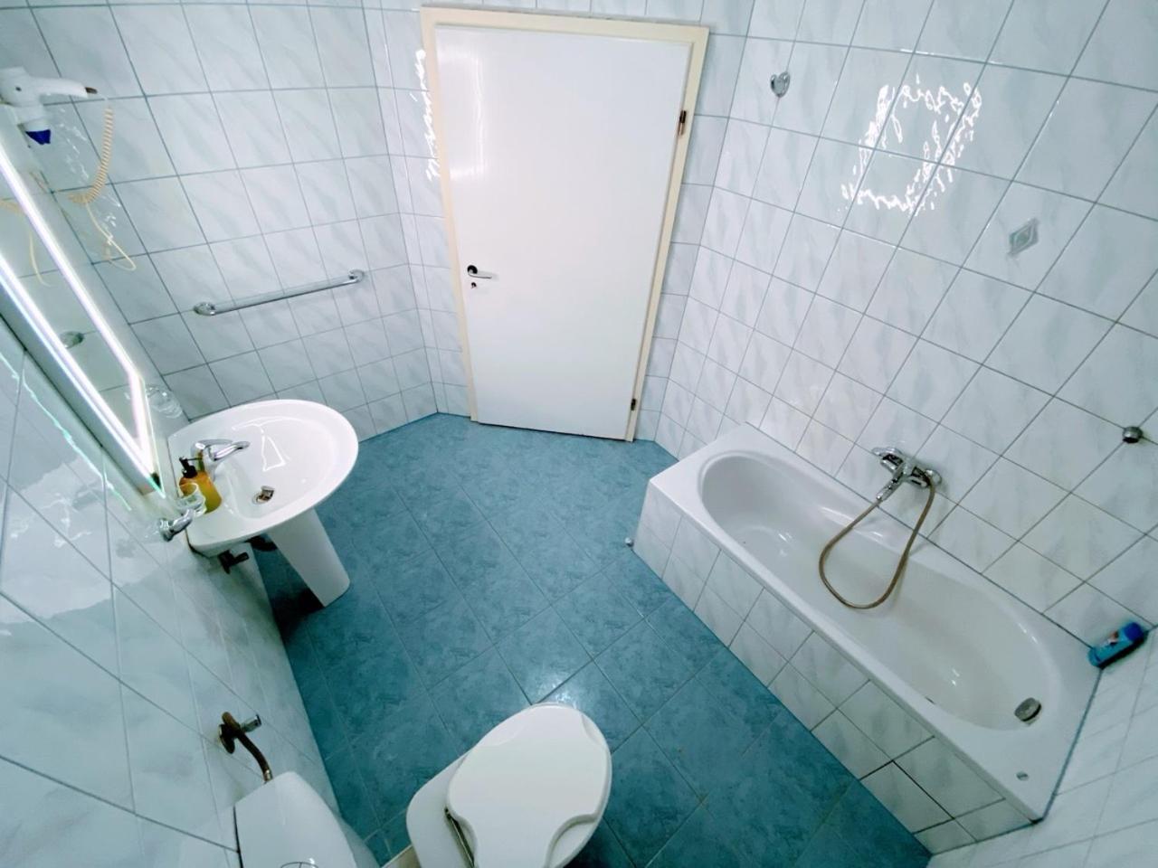 Motel Vujeva Лівно Екстер'єр фото