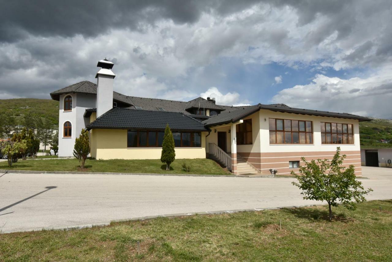Motel Vujeva Лівно Екстер'єр фото